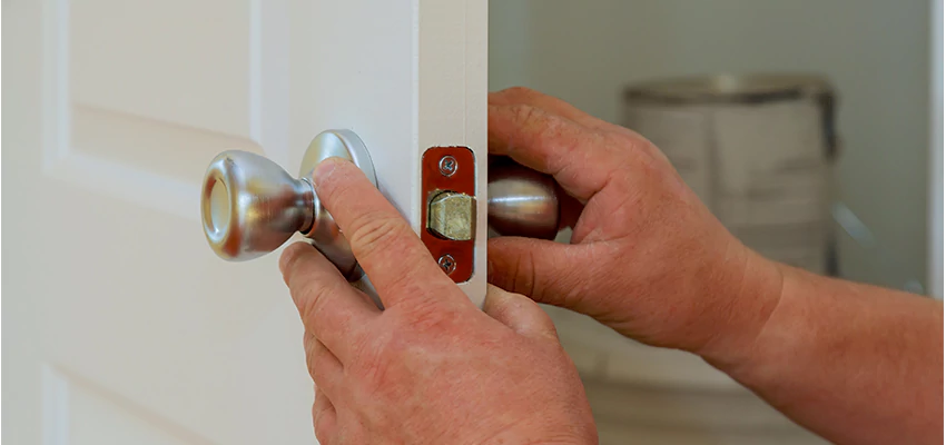 AAA Locksmiths For lock Replacement in Desert Palms, California